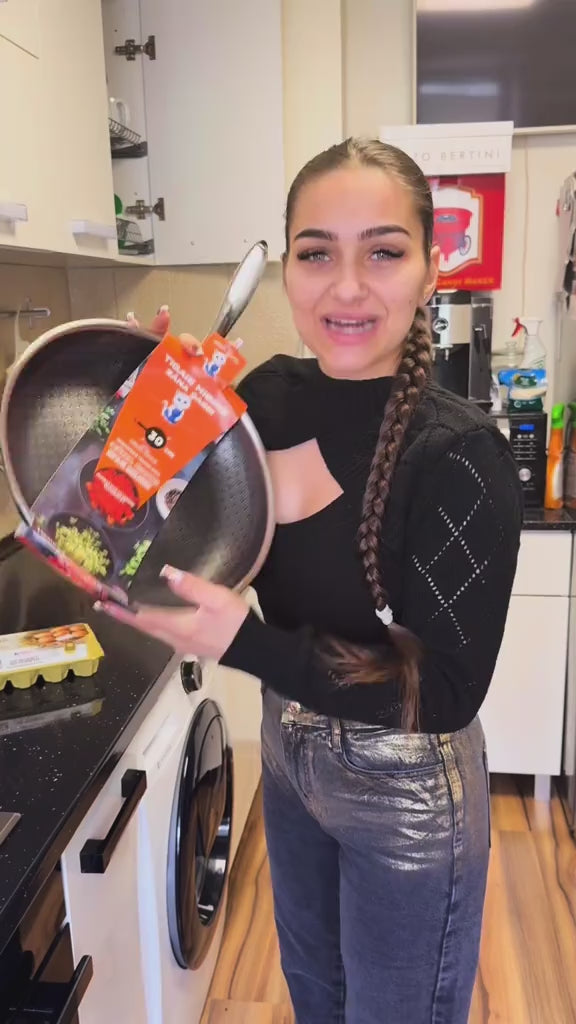 Tigaie Hibrid 30 cm ZÂNA CASEI, suprafață diamantată antiaderentă