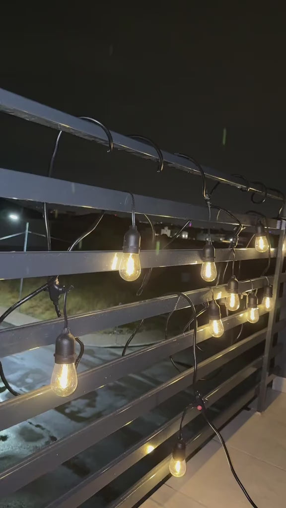 Ghirlandă Solară Decorativă 10m cu 10 Becuri LED Filament 2W – Lumina Caldă, IP65, Panou Solar & Încărcare USB, Interconectabilă