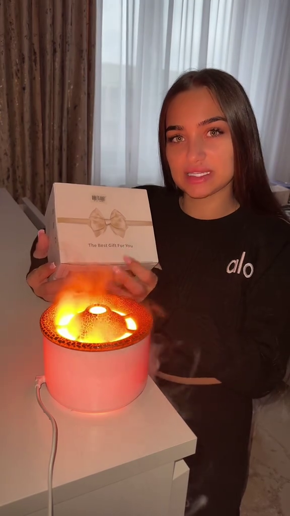 Umidificator cu Aromaterapie – Efect Vulcan & Flacără, LED Inteligent, Rezervor 300 ml