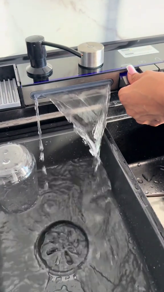 Chiuveta de Bucătărie Multifuncțională din Oțel Inoxidabil cu Afișaj Digital