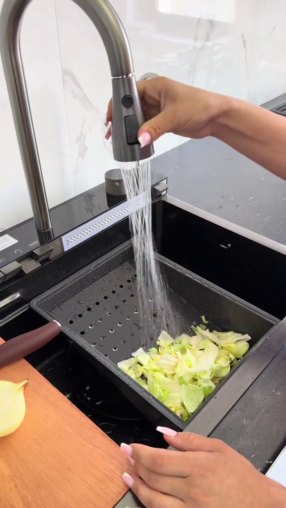 Chiuveta de Bucătărie Multifuncțională din Oțel Inoxidabil cu Afișaj Digital